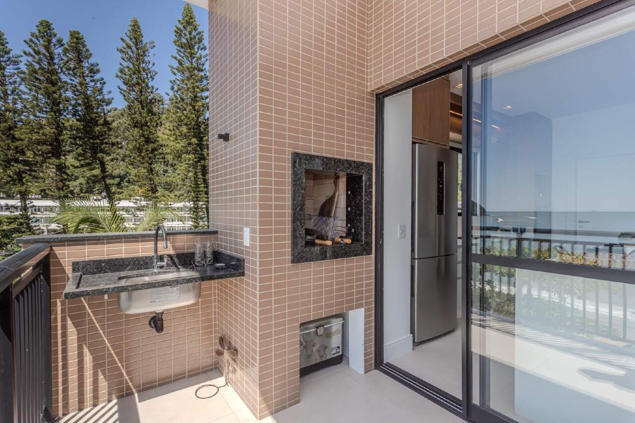 Apartamento para aluguel no Cabeçudas: 