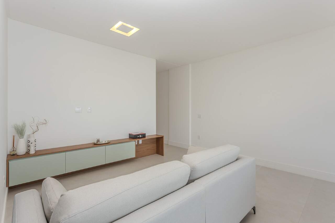 Apartamento para aluguel no Cabeçudas: 