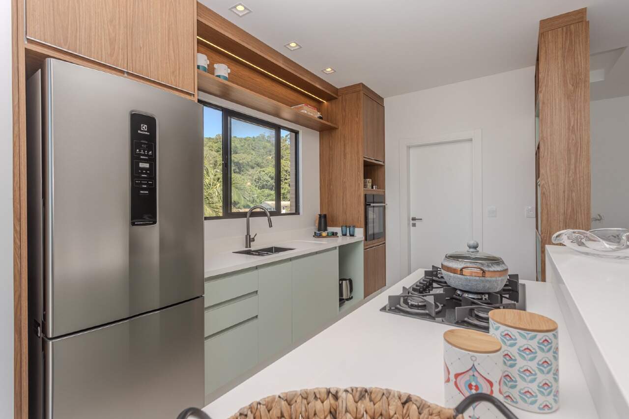 Apartamento para aluguel no Cabeçudas: 