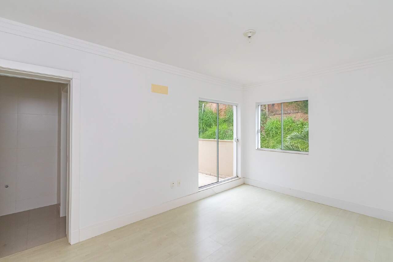 Casas para aluguel no Praia dos Amores: 