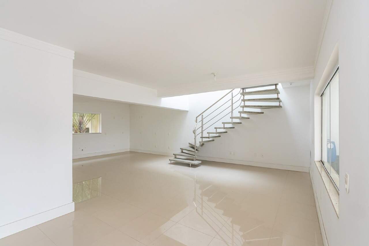 Casas para aluguel no Praia dos Amores: 