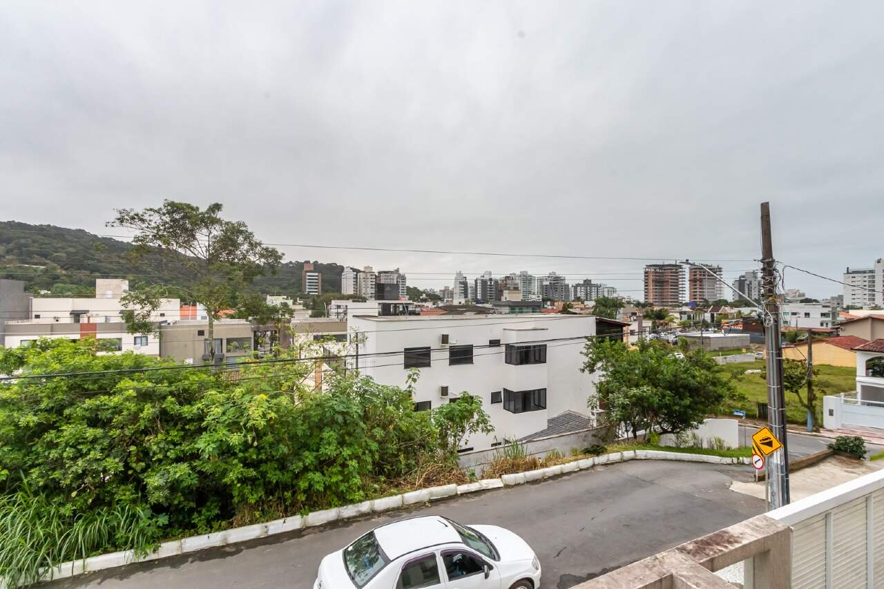 Casas para aluguel no Praia dos Amores: 