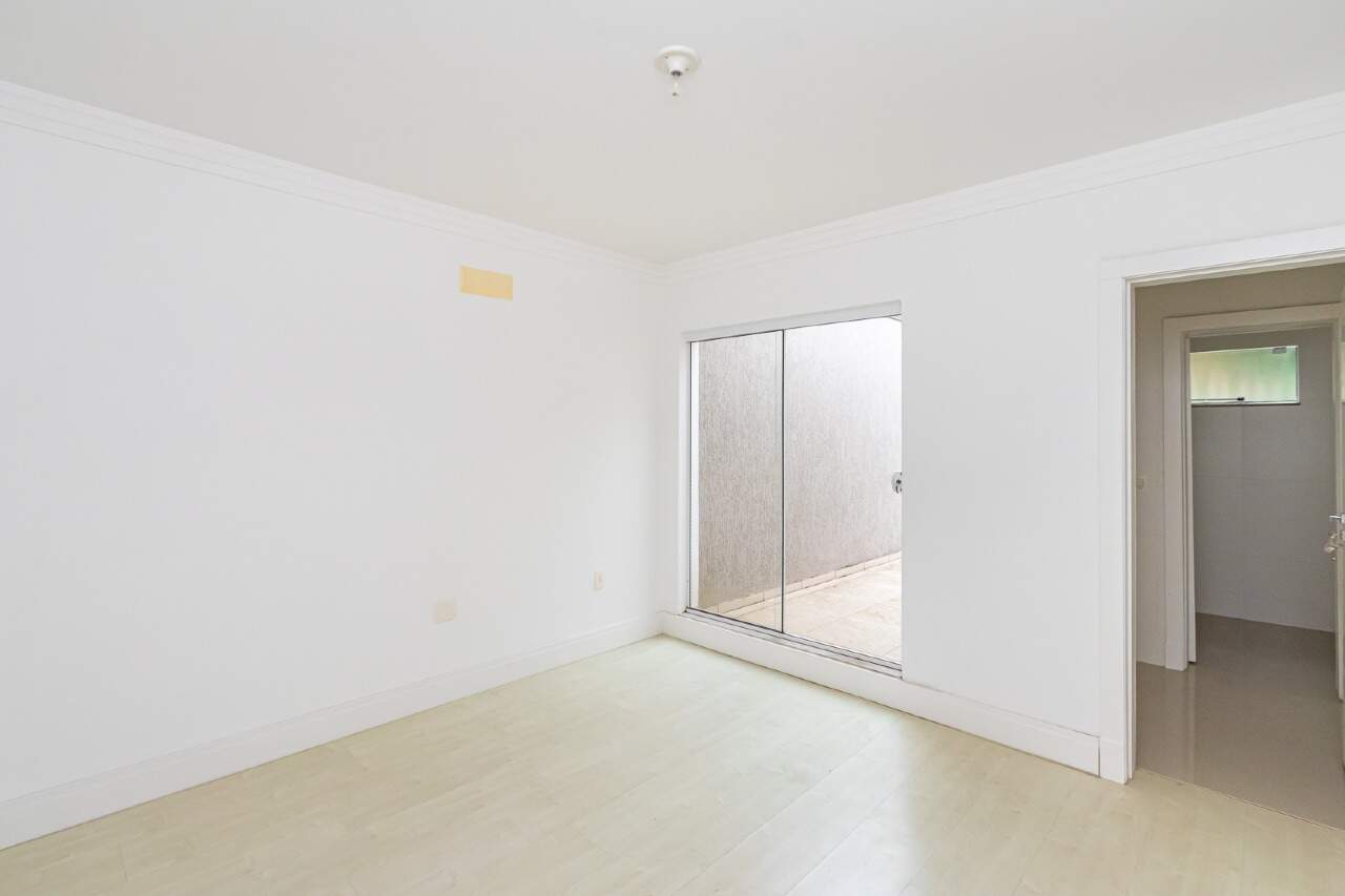 Casas para aluguel no Praia dos Amores: 