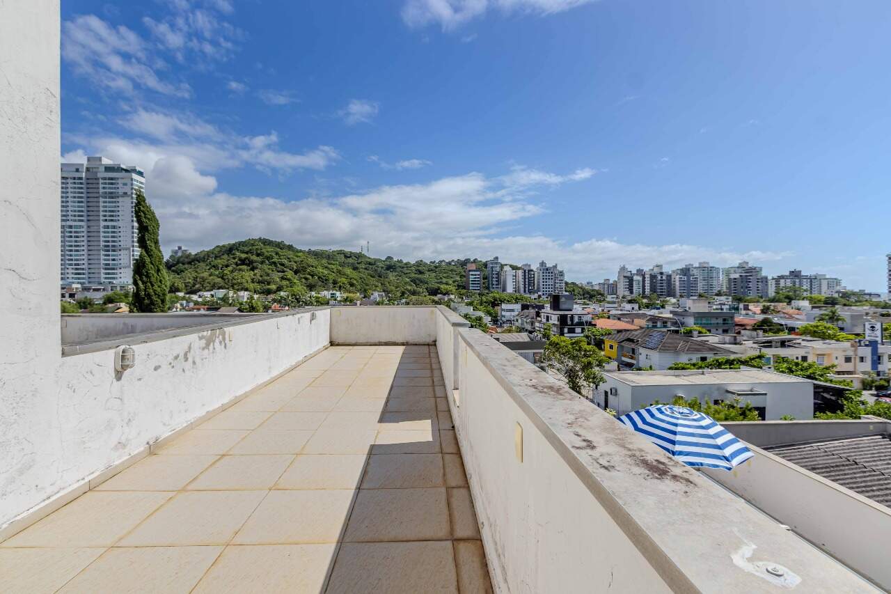 Casas para aluguel no Praia dos Amores: 