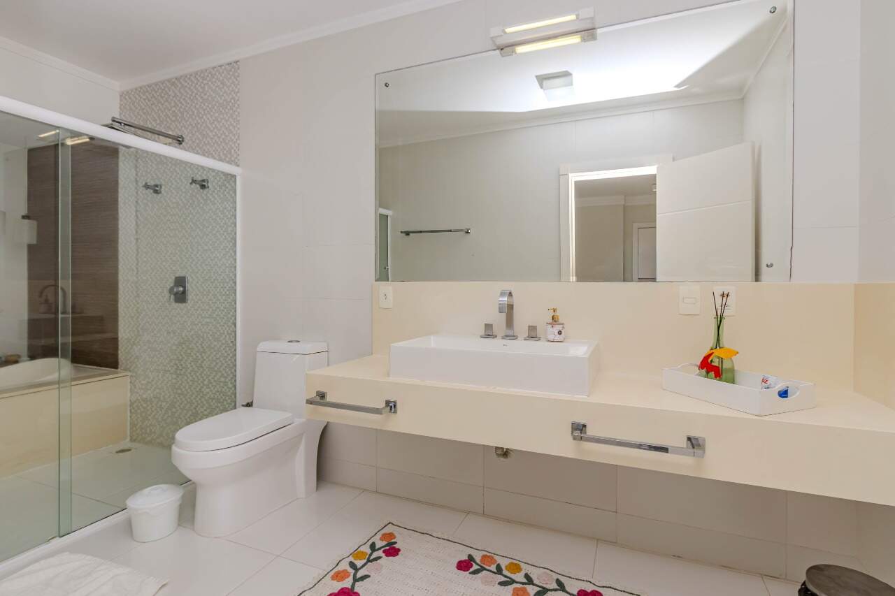 Casas para aluguel no Praia dos Amores: 