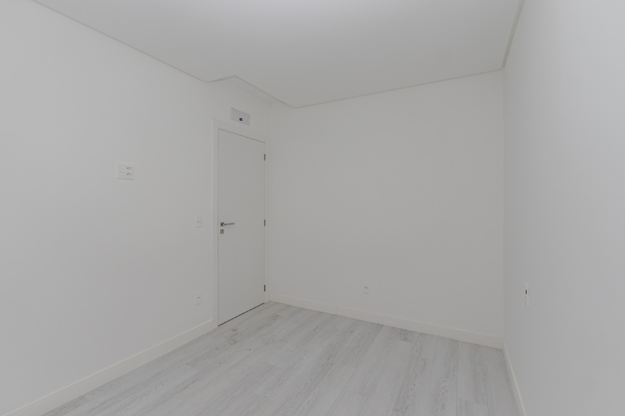 Apartamento à venda no Praia Brava: 