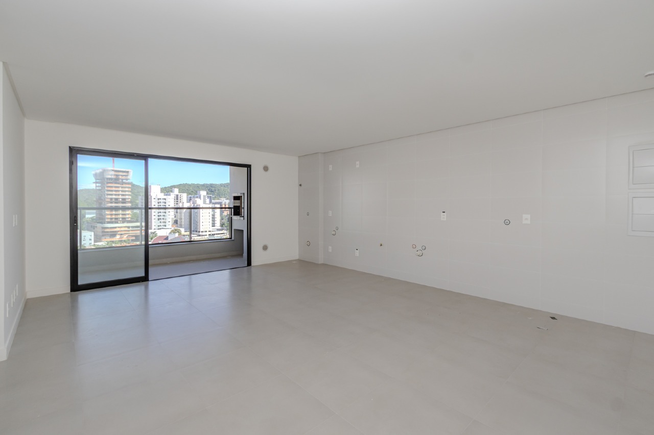 Apartamento à venda no Praia Brava: 