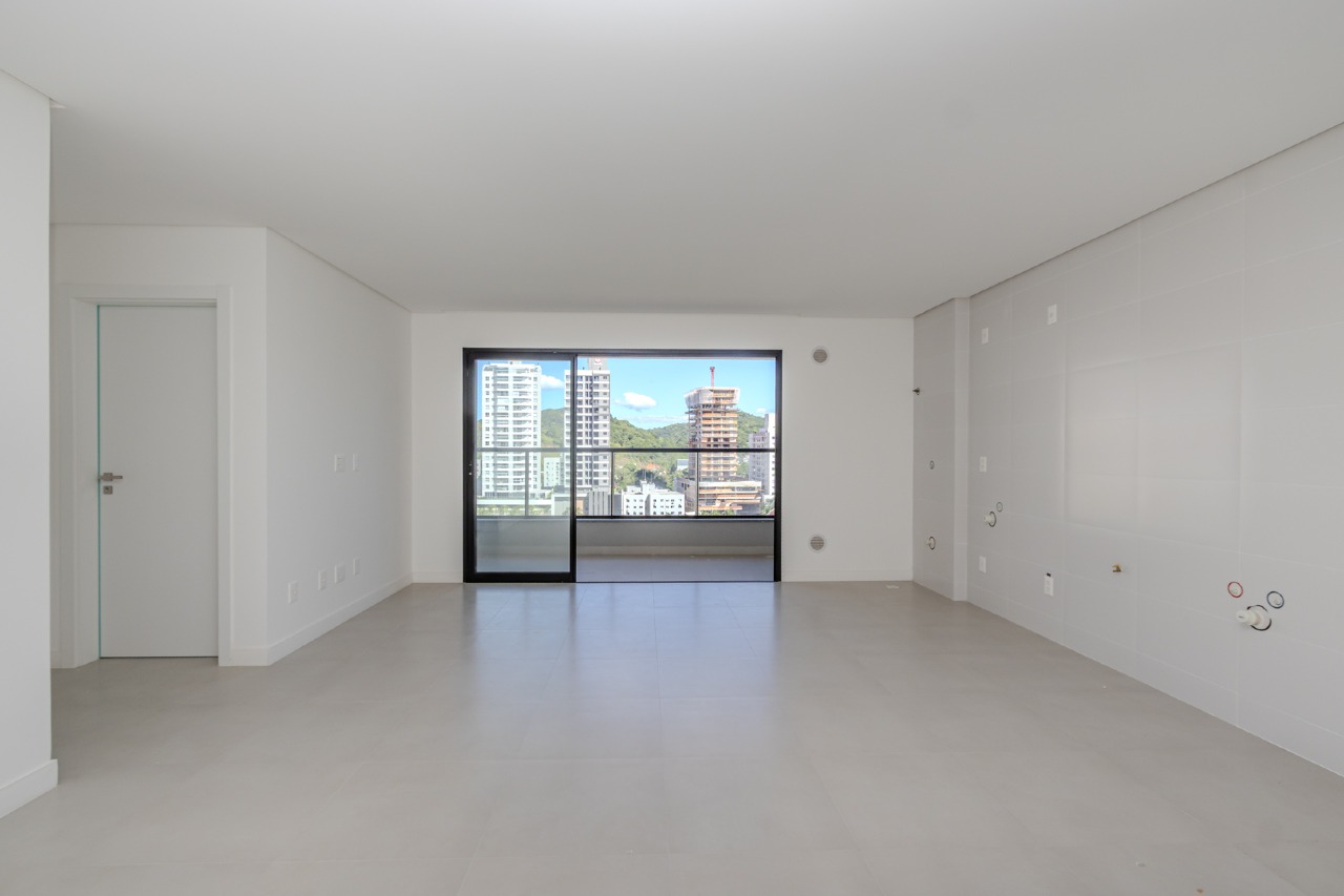 Apartamento à venda no Praia Brava: 