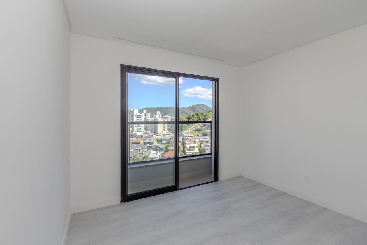 Apartamento à venda no Praia Brava: 