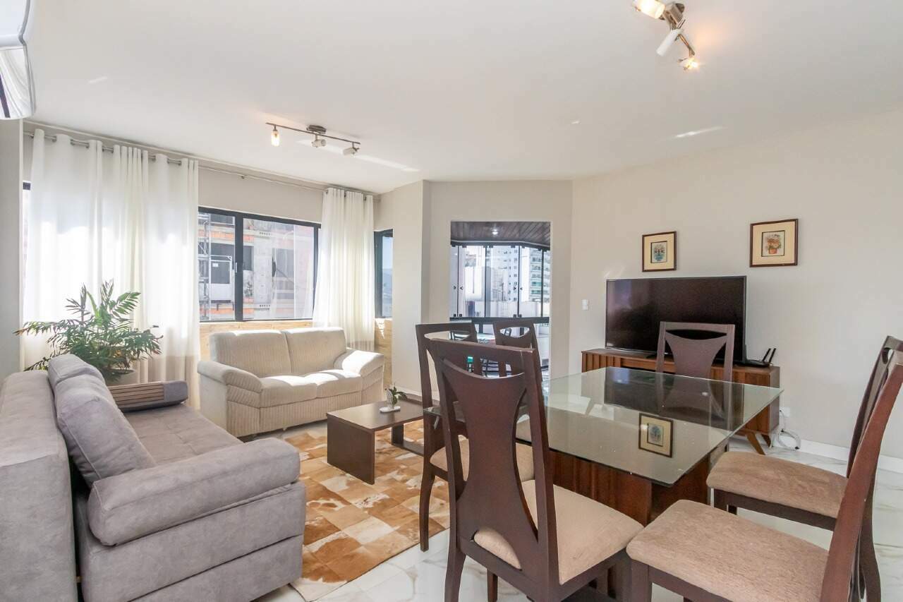 Apartamento para aluguel no Centro: 