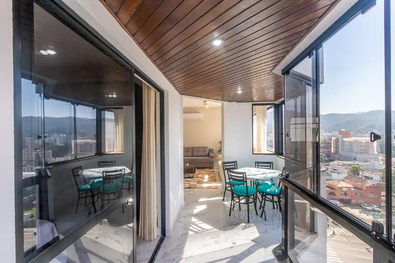 Apartamento para aluguel no Centro: 