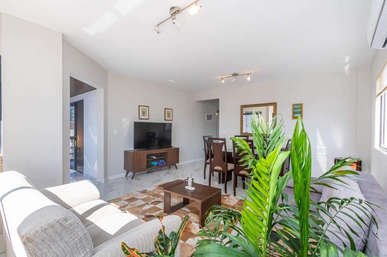 Apartamento para aluguel no Centro: 