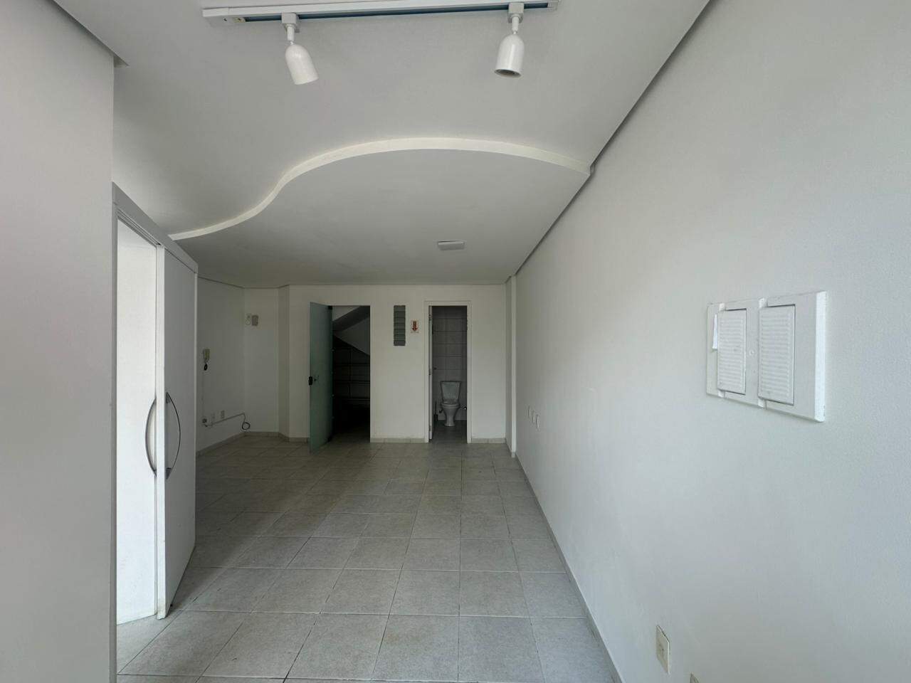 Sala Comercial para aluguel no Centro: 