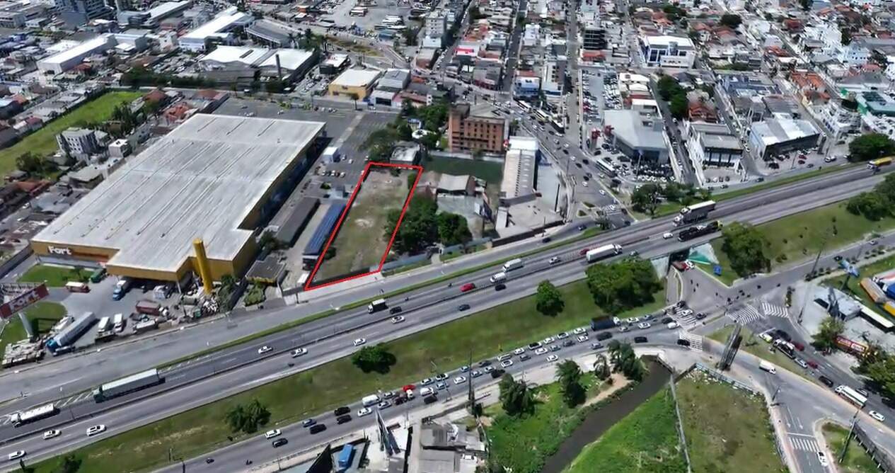 Terreno para aluguel no Centro: 