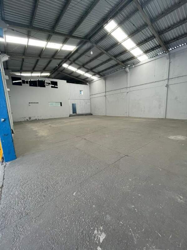 Sala Comercial para aluguel no Municípios: 