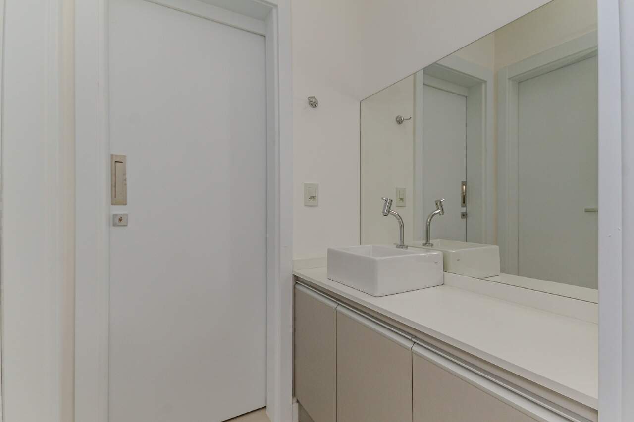 Apartamento para aluguel no Centro: 