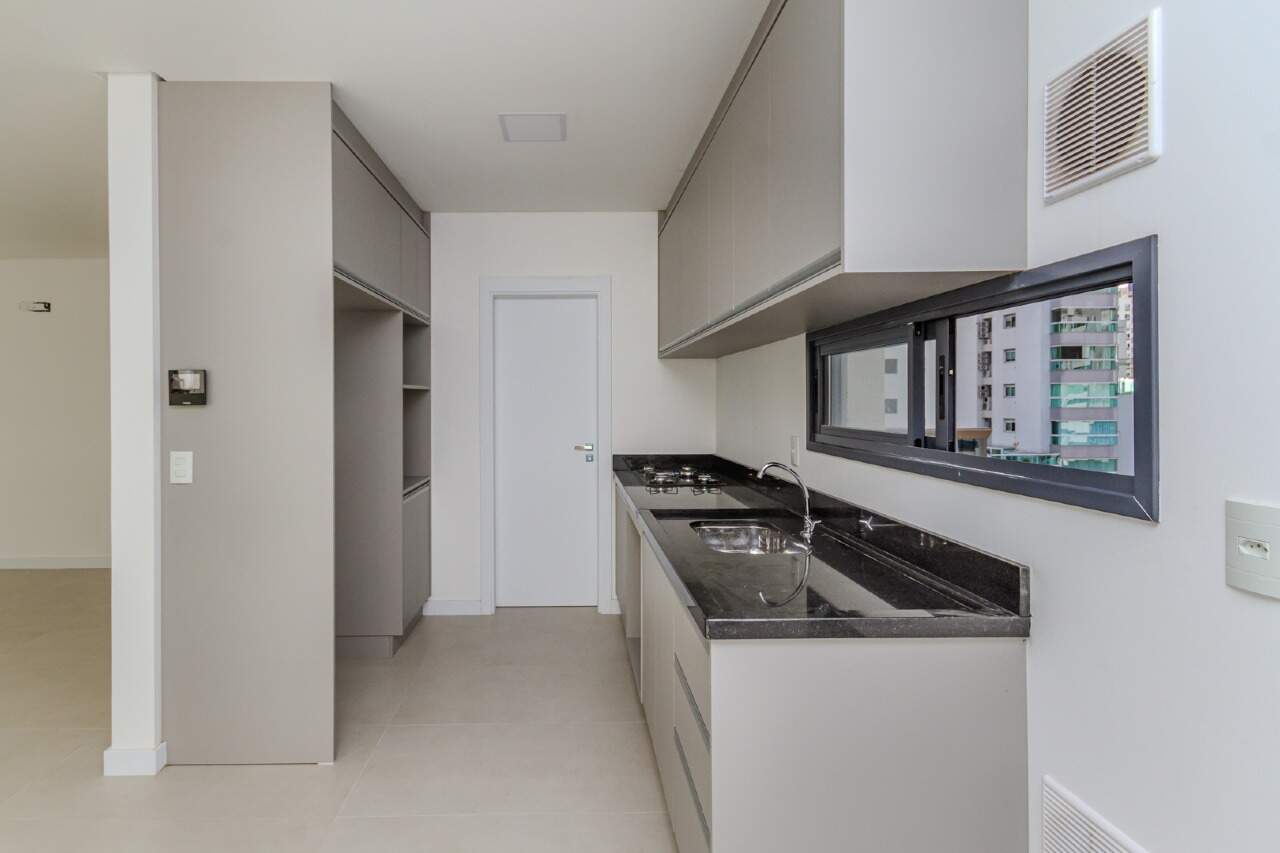 Apartamento para aluguel no Centro: 