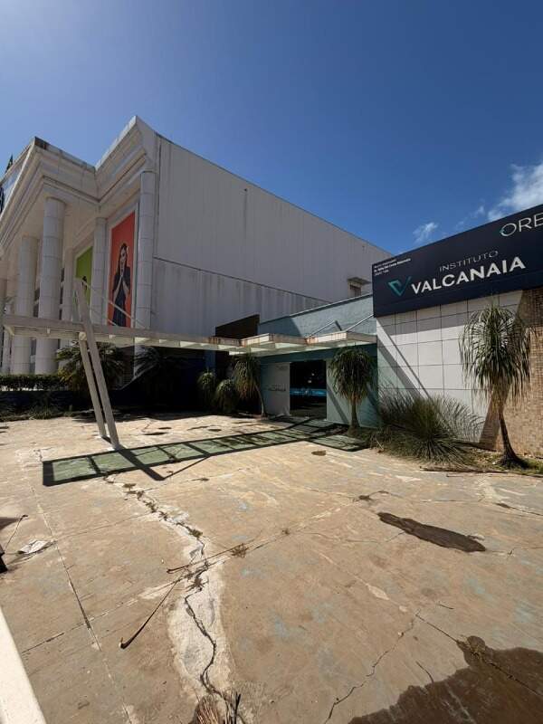 Sala Comercial para aluguel no Pioneiros: