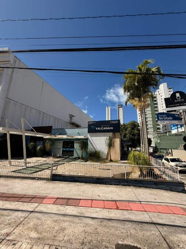 Sala Comercial para aluguel no Pioneiros: