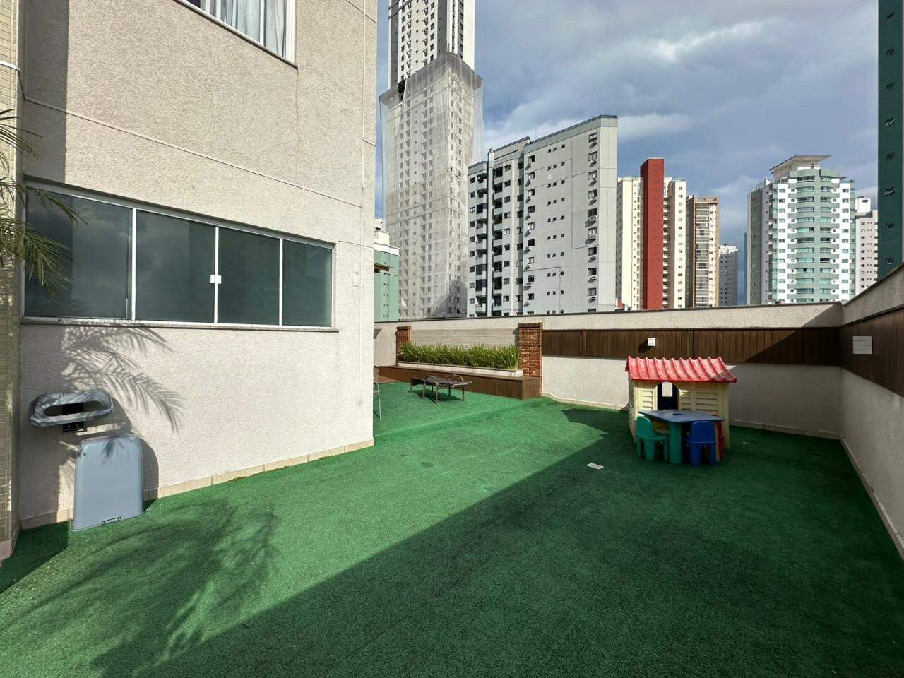 Apartamento para aluguel no Centro: 