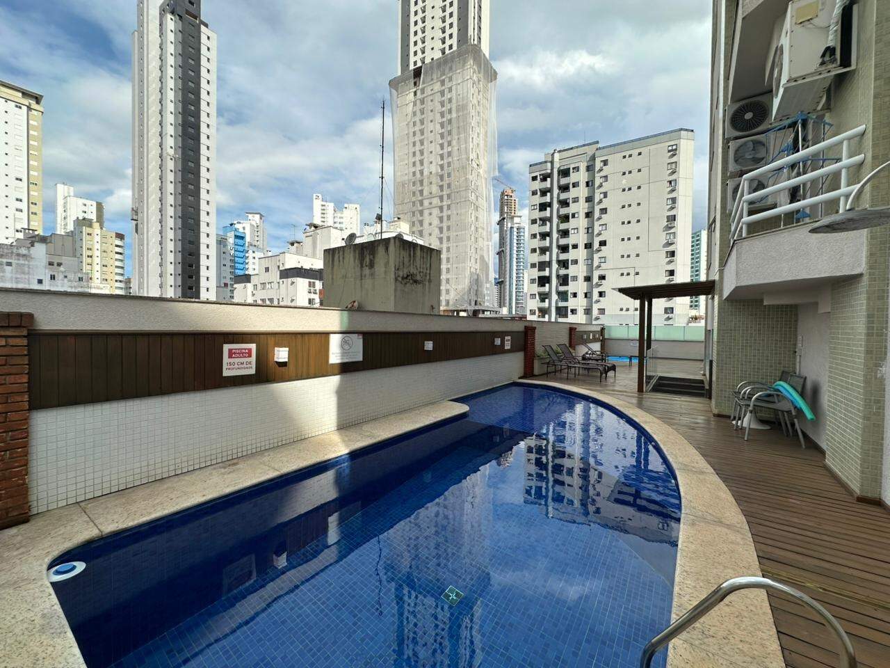 Apartamento para aluguel no Centro: 