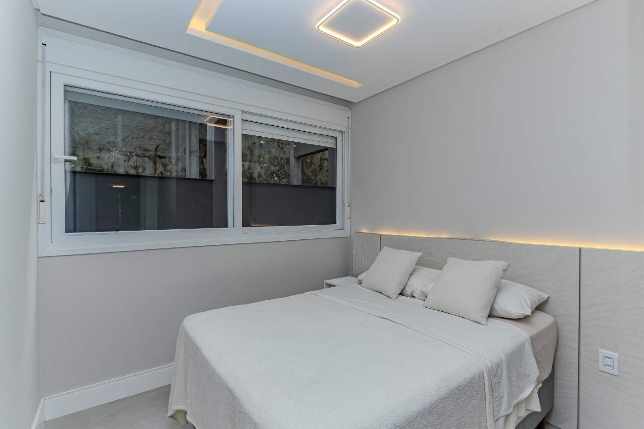 Apartamento à venda no Praia dos Amores: 