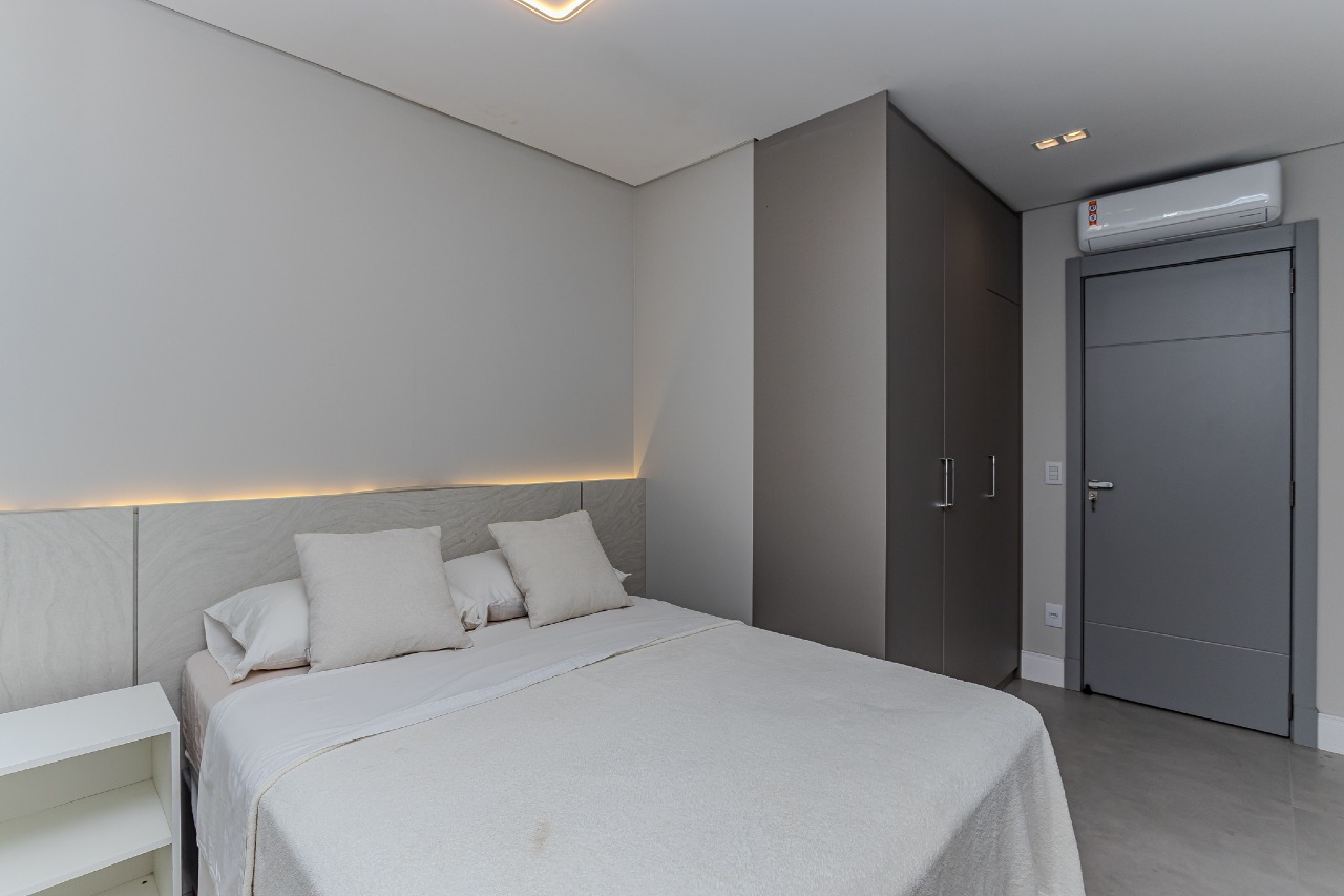 Apartamento à venda no Praia dos Amores: 