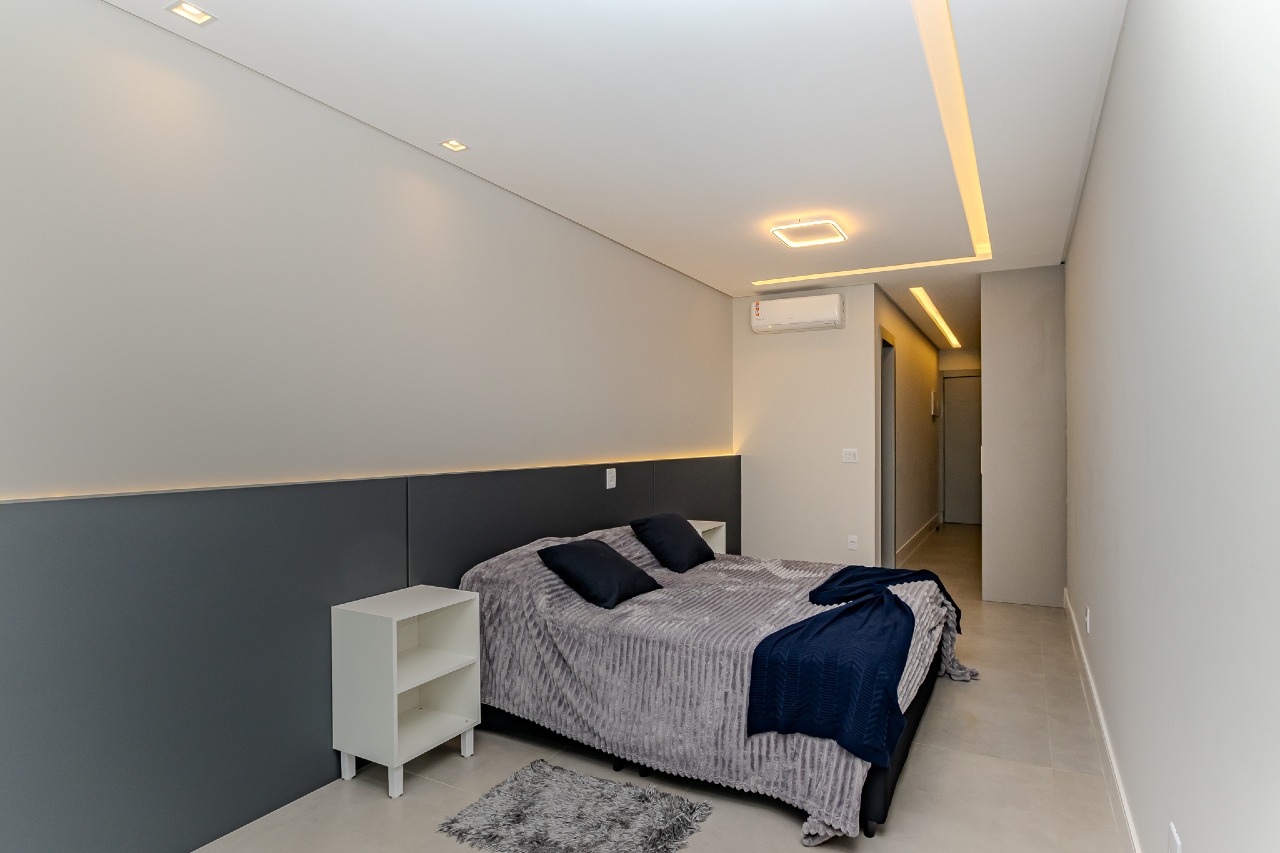 Apartamento à venda no Praia dos Amores: 