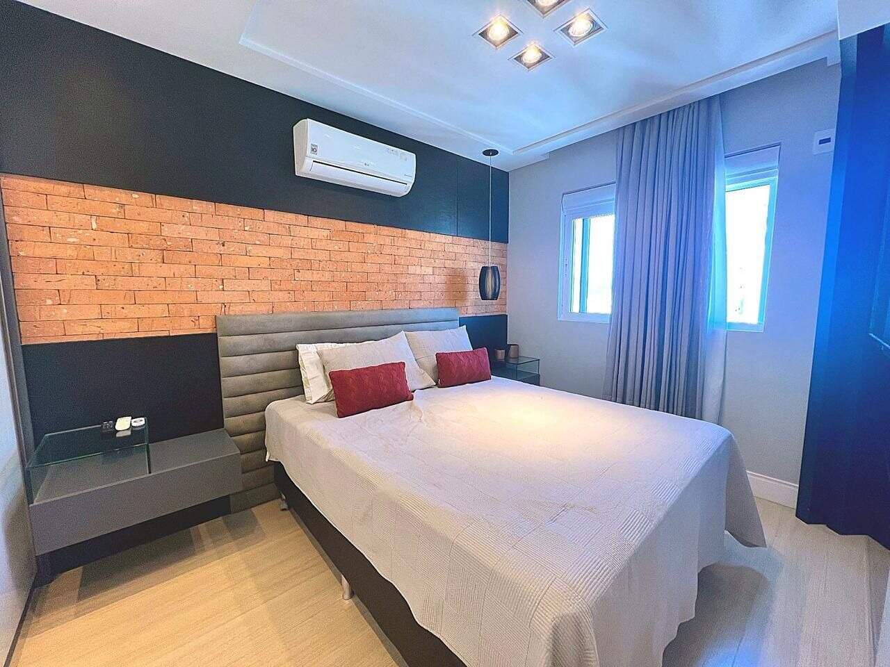 Apartamento para aluguel no Centro: 
