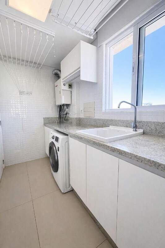Apartamento para aluguel no Centro: 