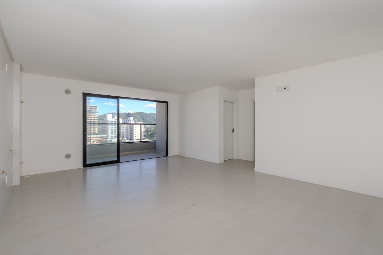 Apartamento à venda no Praia Brava: 