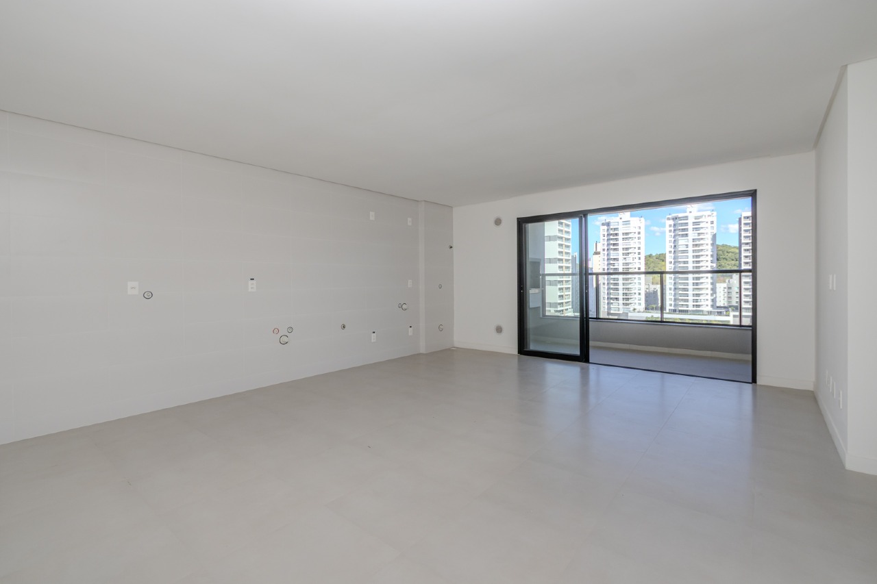 Apartamento à venda no Praia Brava: 