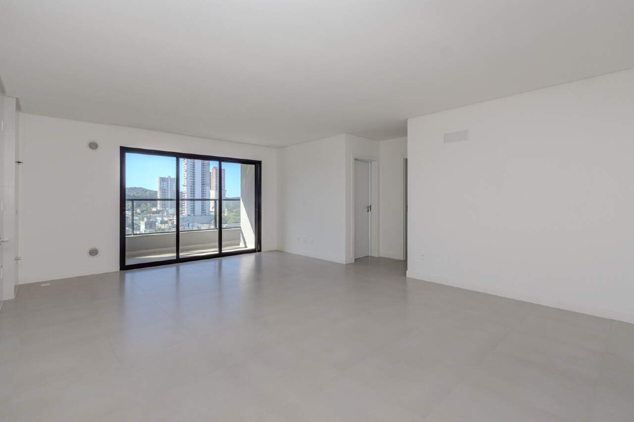 Apartamento à venda no Praia Brava: 