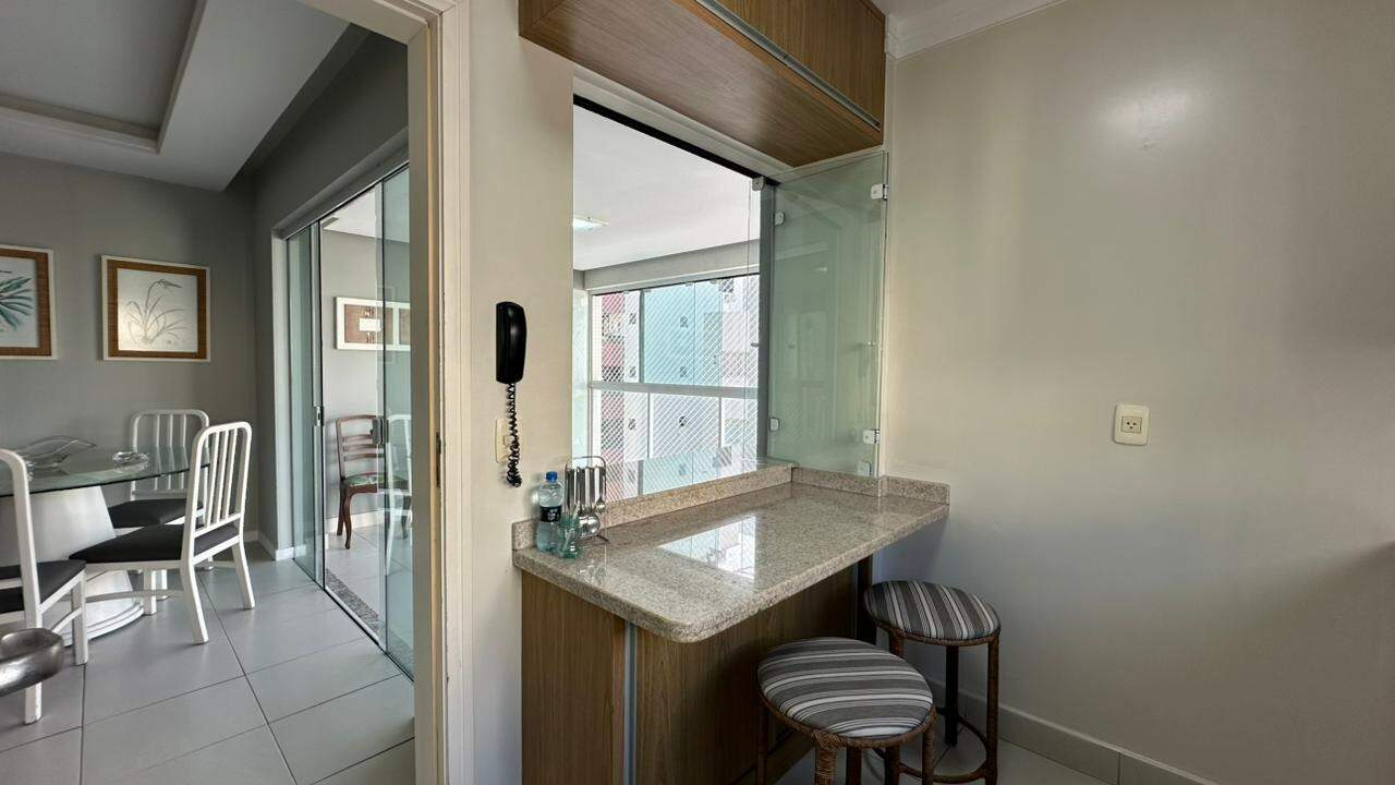 Apartamento para aluguel no Centro: 