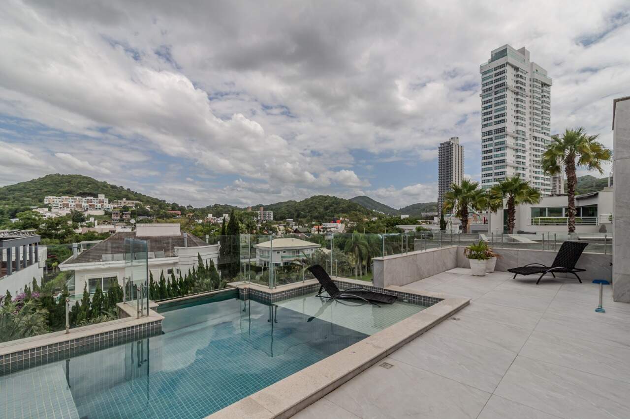 Casa de Condomínio para aluguel no Praia Brava: 