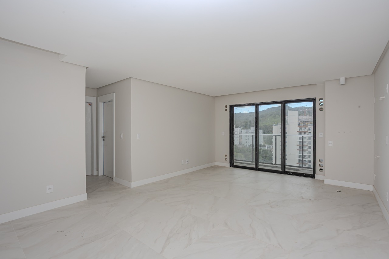 Apartamento à venda no Praia Brava: 