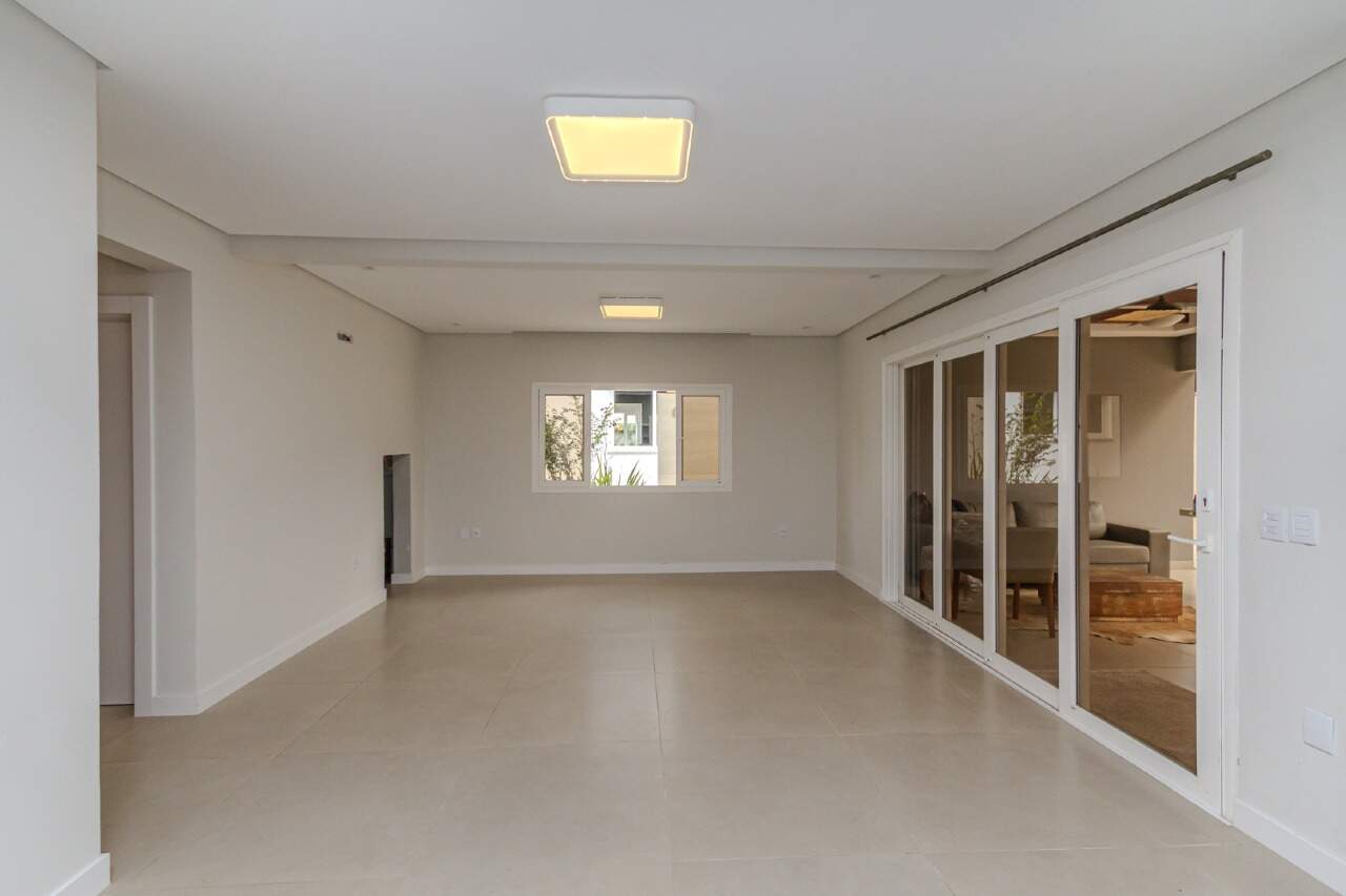 Casas à venda no Ariribá: 