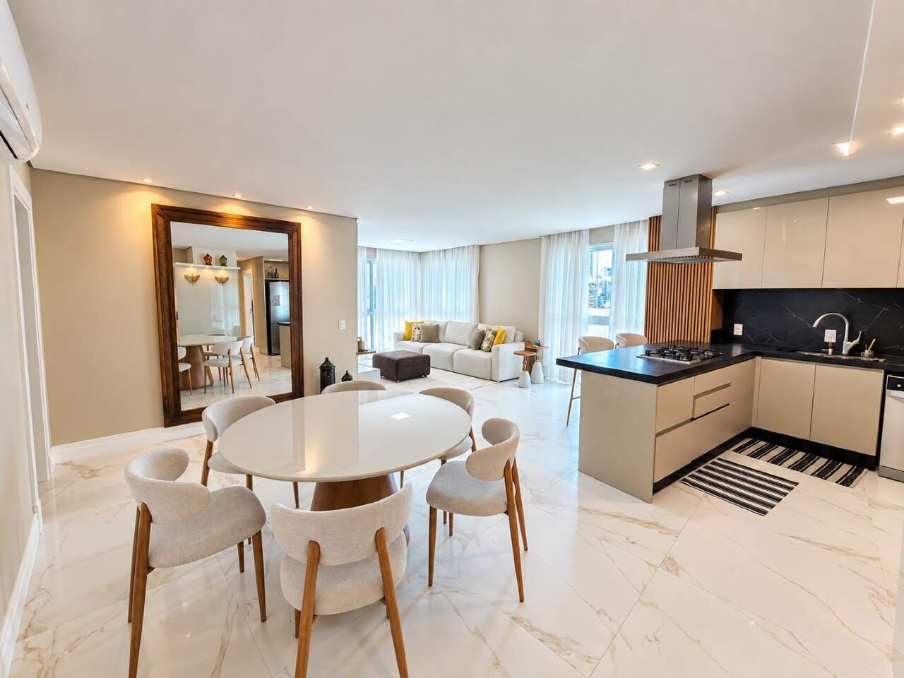 Apartamento para aluguel no Centro: 