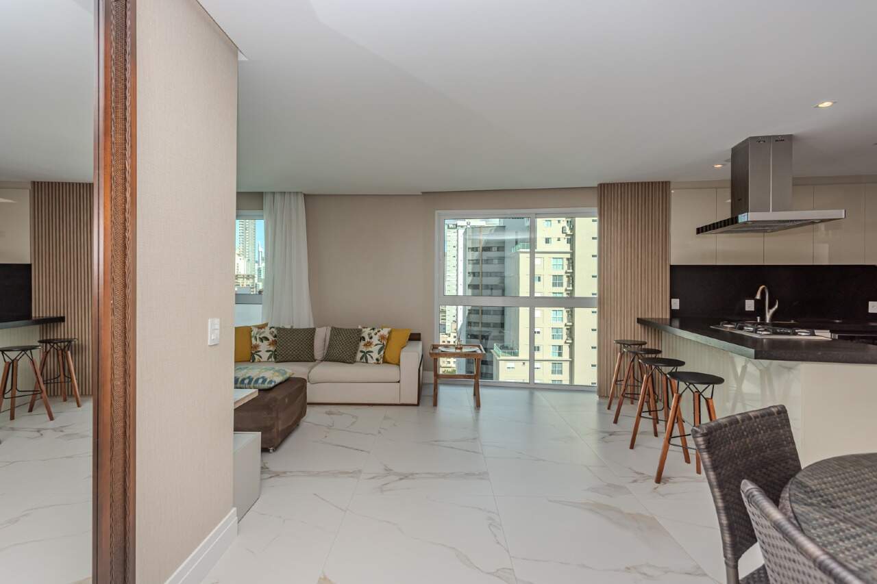 Apartamento para aluguel no Centro: 