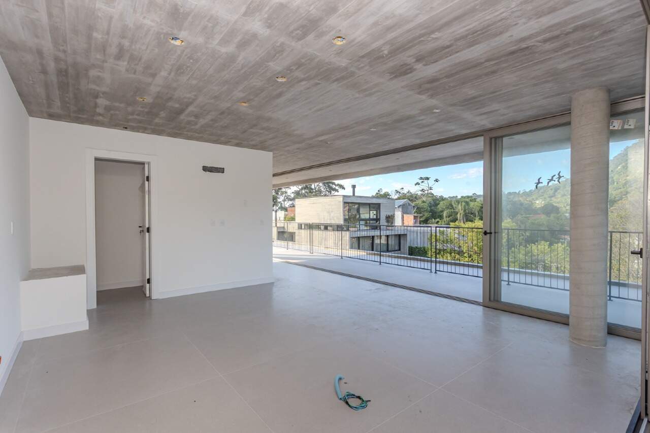 Casas à venda no Praia do Estaleiro: 