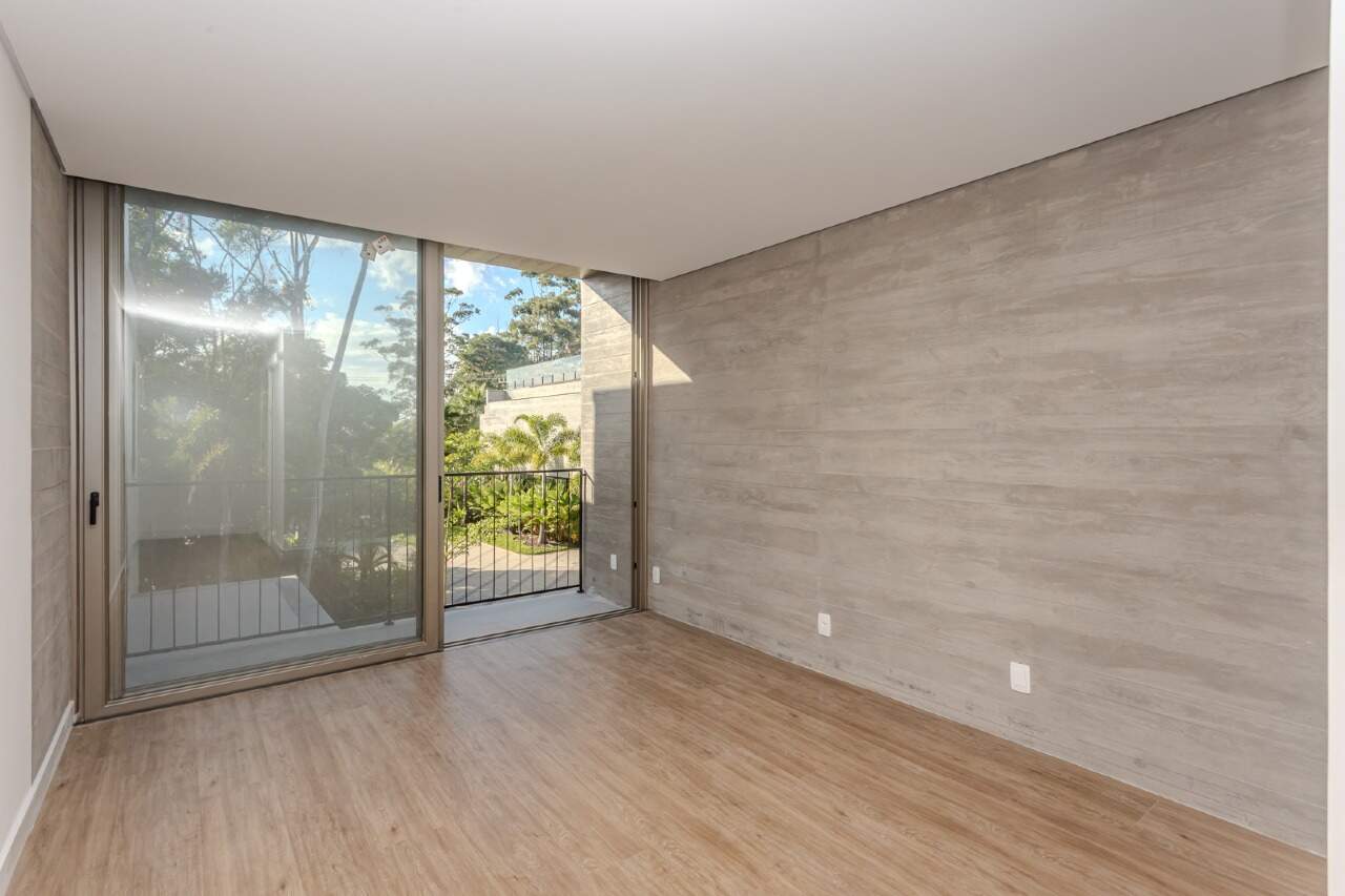 Casas à venda no Praia do Estaleiro: 