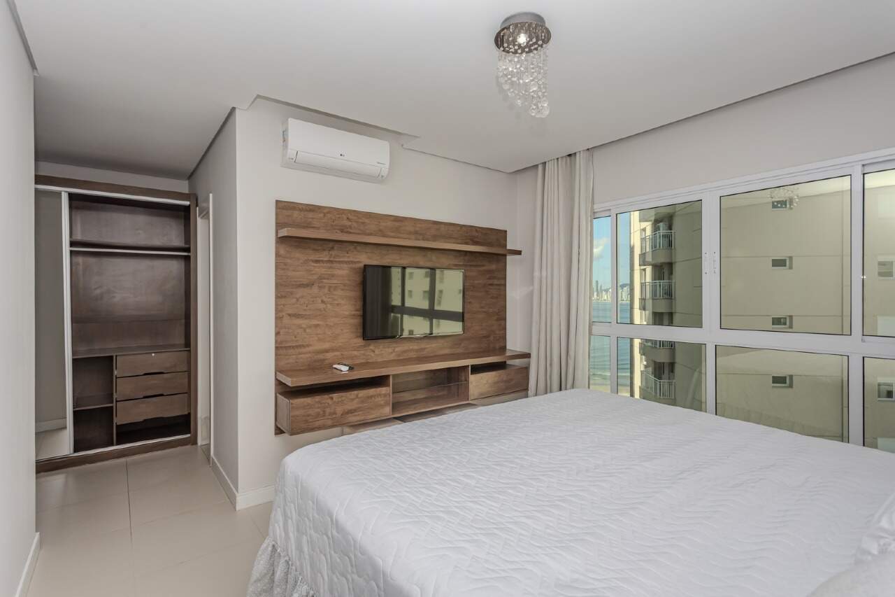 Apartamento à venda no Pioneiros: 