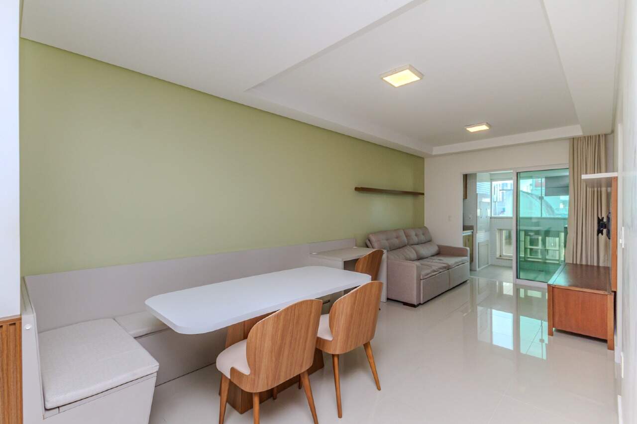 Apartamento diferenciado à venda no Centro: 