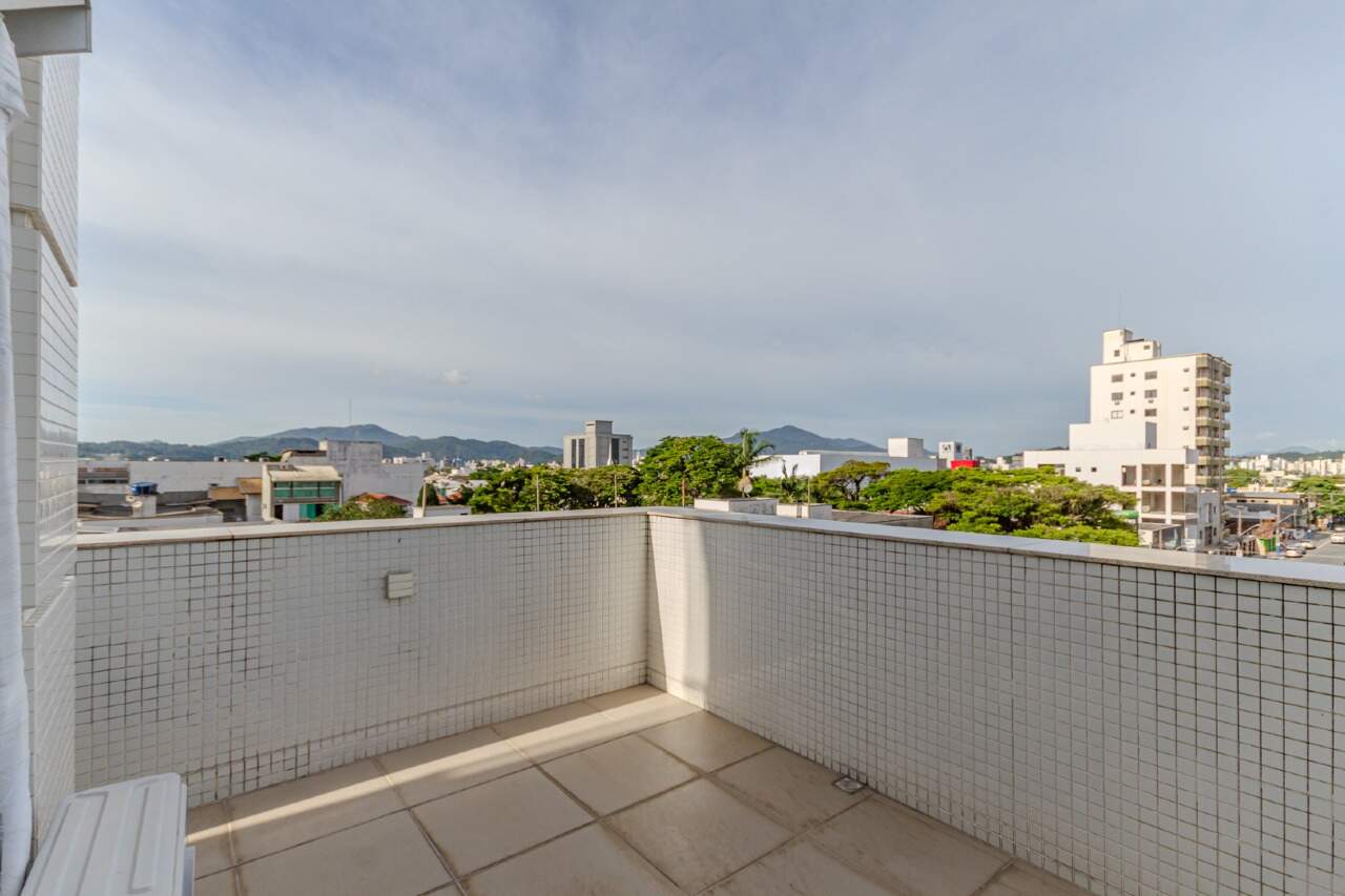 Apartamento diferenciado à venda no Centro: 