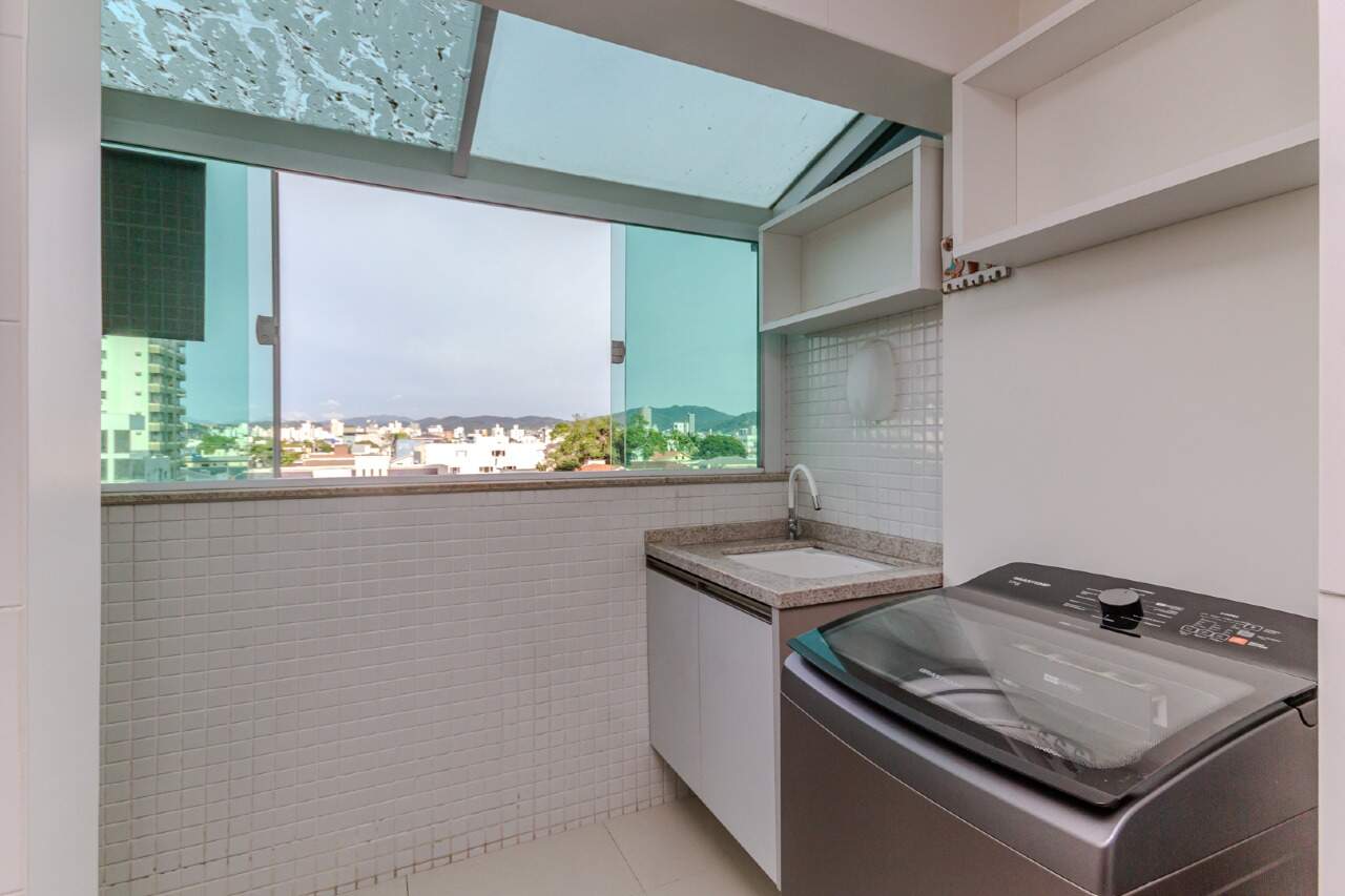 Apartamento diferenciado à venda no Centro: 