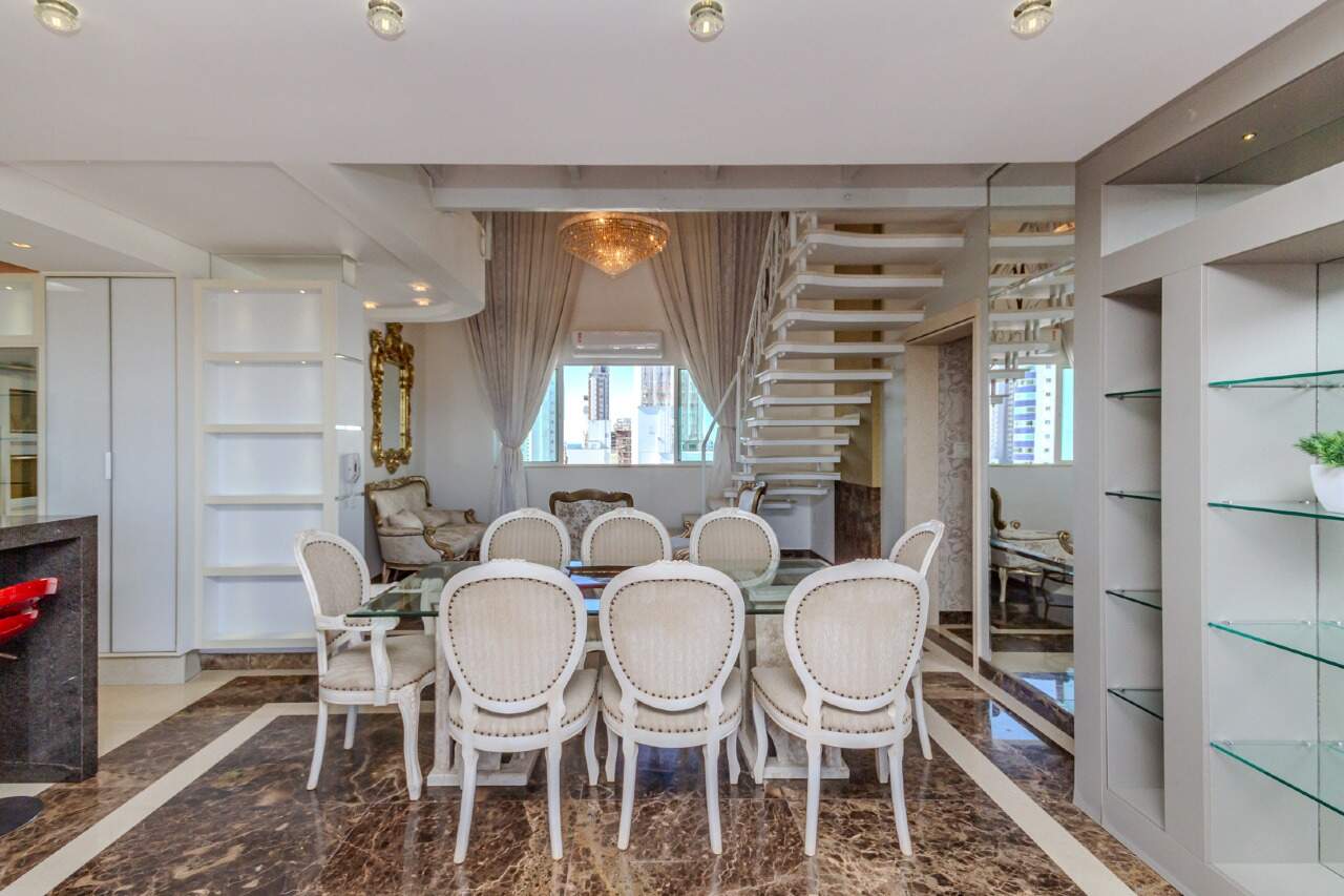 Cobertura para aluguel no Centro: 