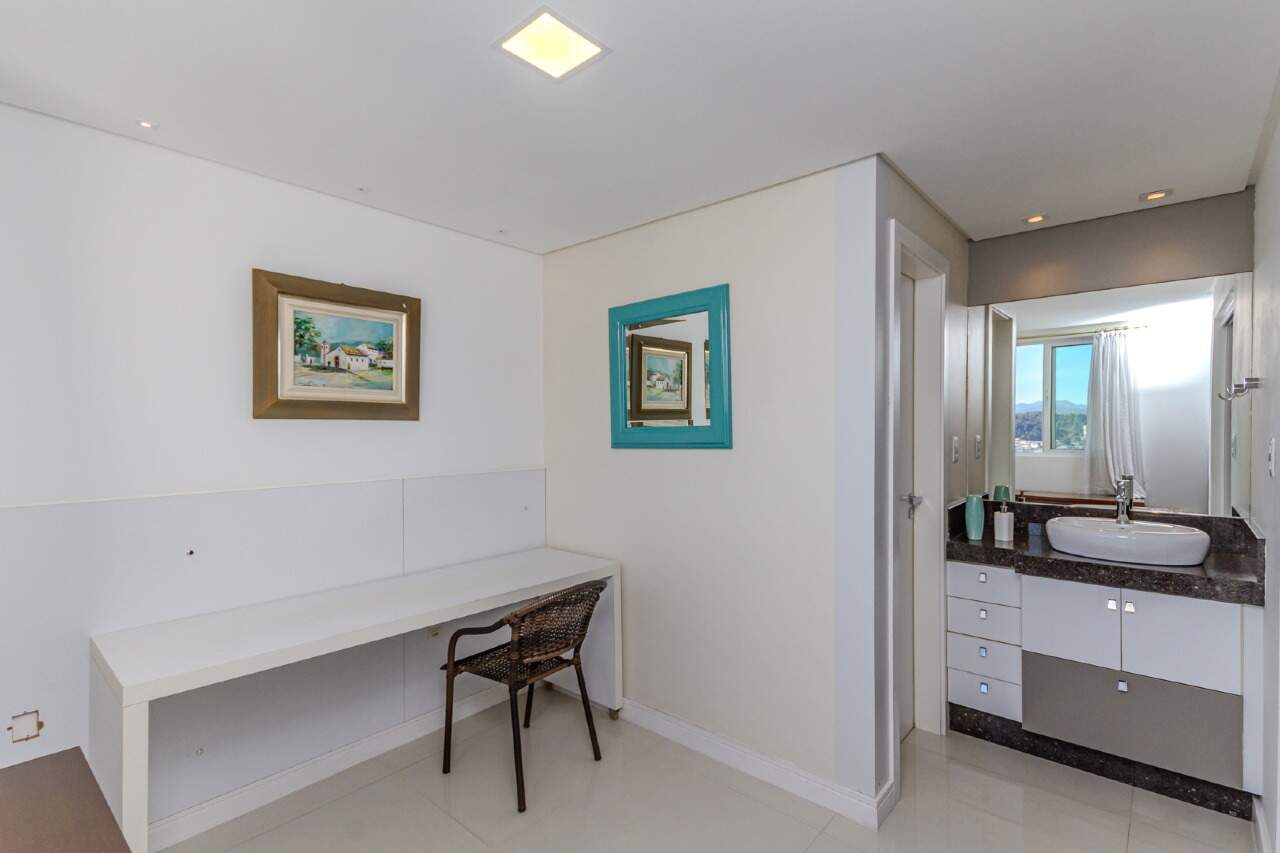 Cobertura para aluguel no Centro: 