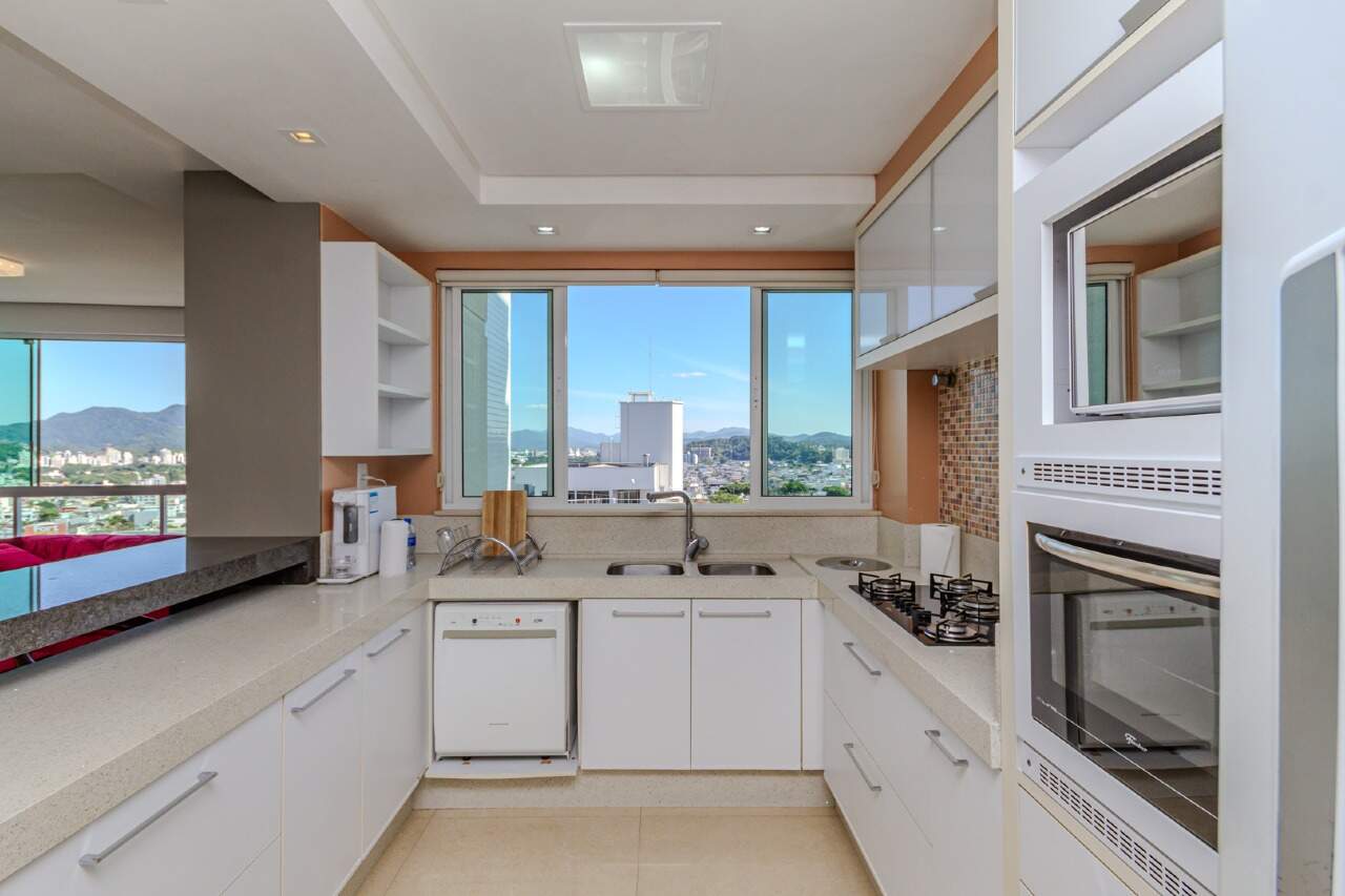 Cobertura para aluguel no Centro: 