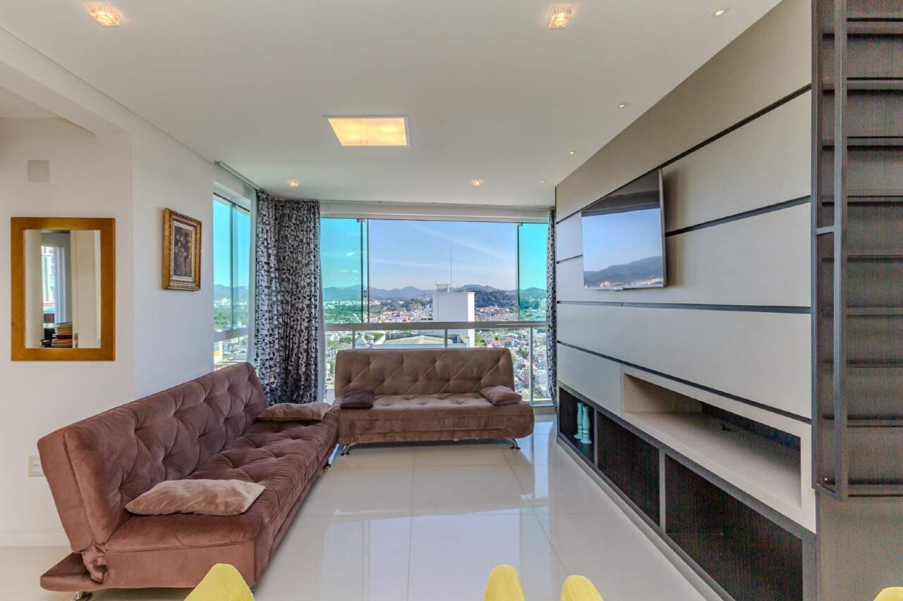 Cobertura para aluguel no Centro: 