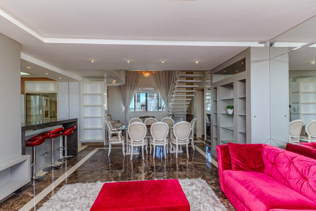 Cobertura para aluguel no Centro: 